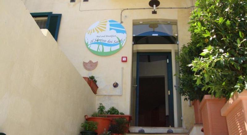 Il Sorriso Dei Sassi Pensión