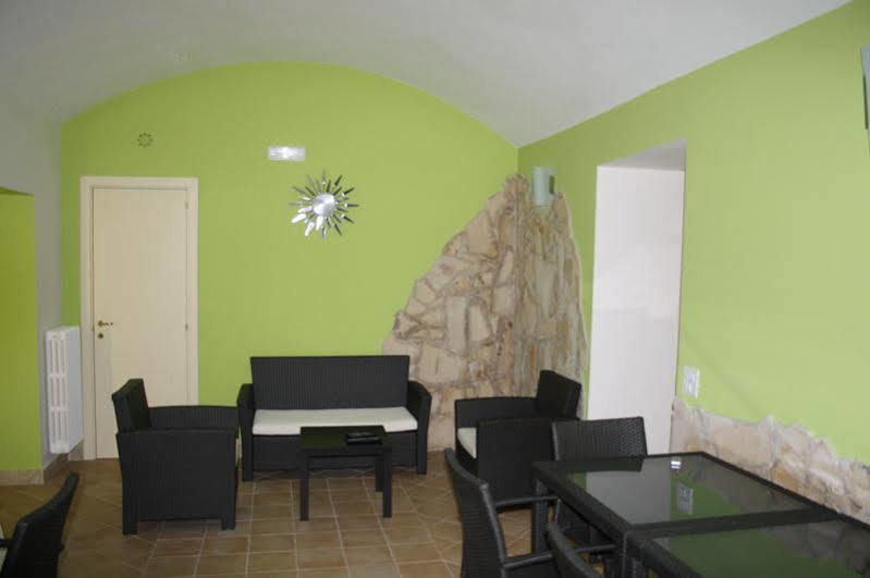 Il Sorriso Dei Sassi Guest house